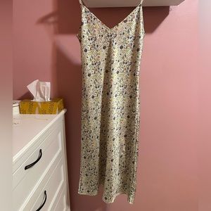 Aritzia midi dress